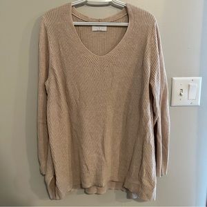 Old Navy cream V neck pullover sweater, size XL